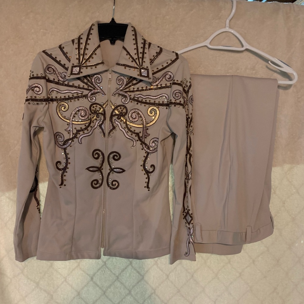 Showmanship outfit!
